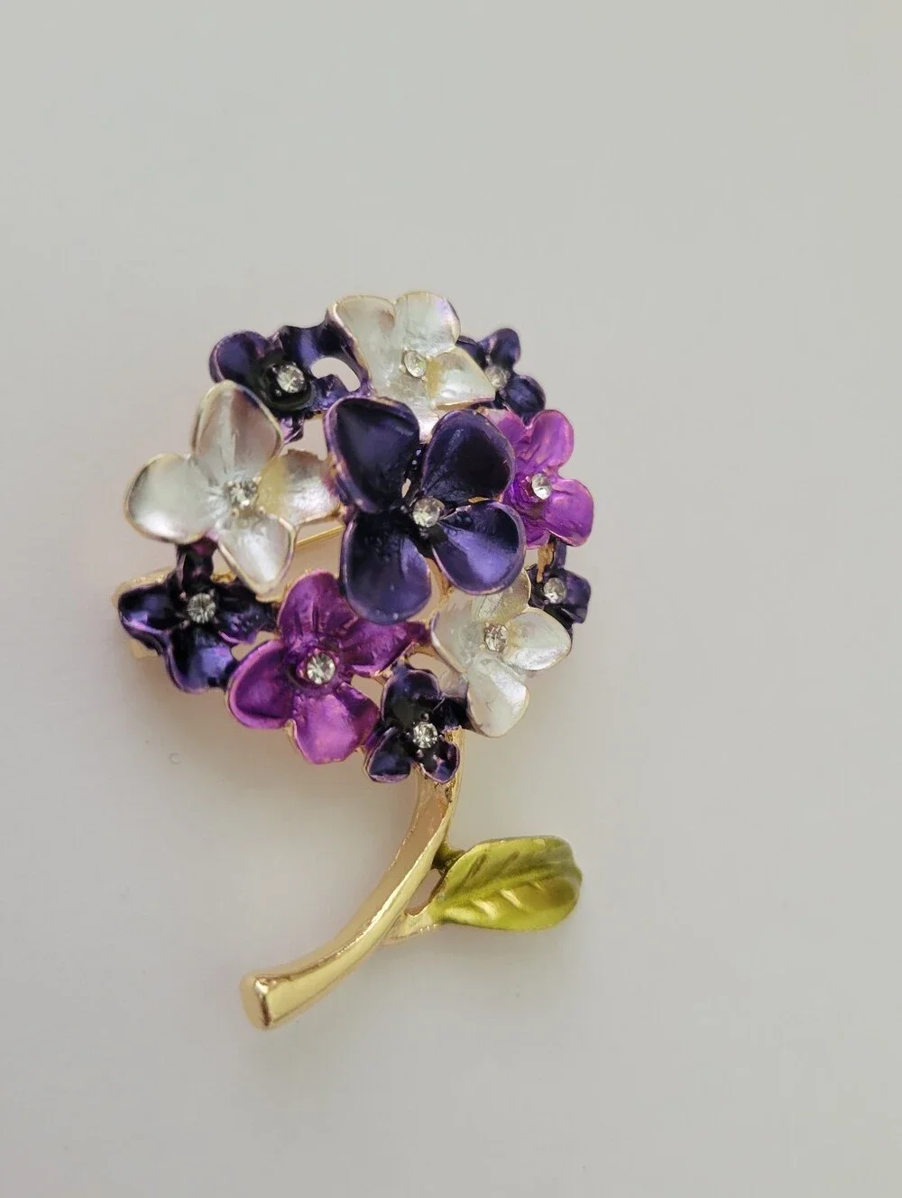 Flower brooch Pin lilac White Purple hydrangeas 3D enamel rhinestones Feminine
